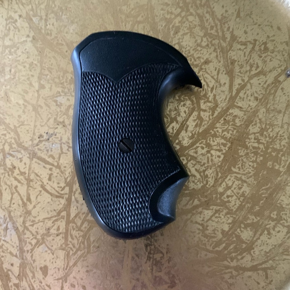 NWOT Pistol Handle-rubber